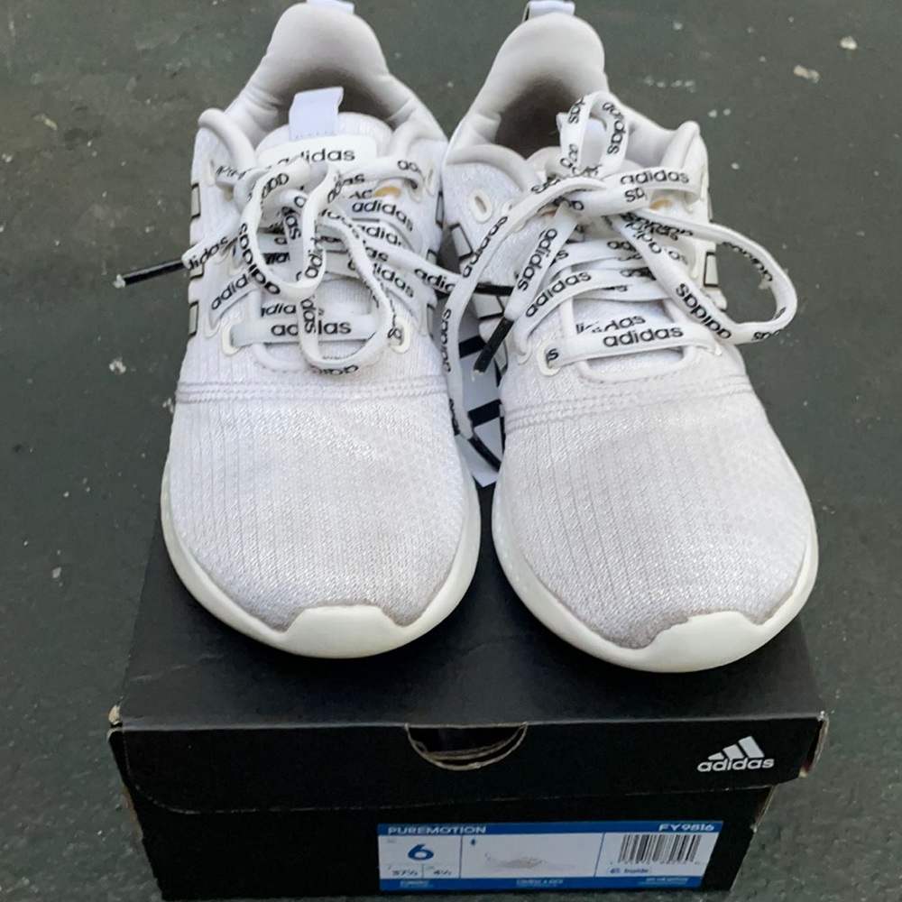 ADIDAS PUREMOTION - cloudfoam Super Size 6🌟